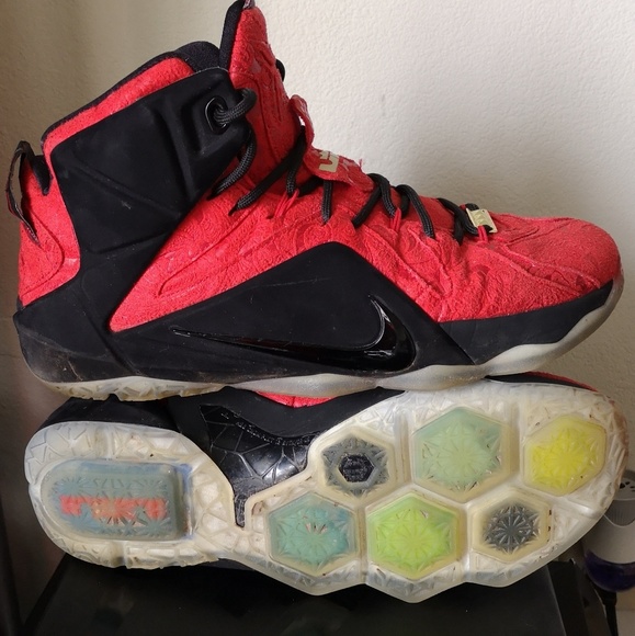 Nike LEBRON XII EXT - Picture 2 of 3